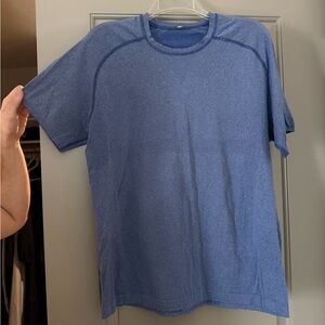 Lululemon athletics men’s gym shirt size L